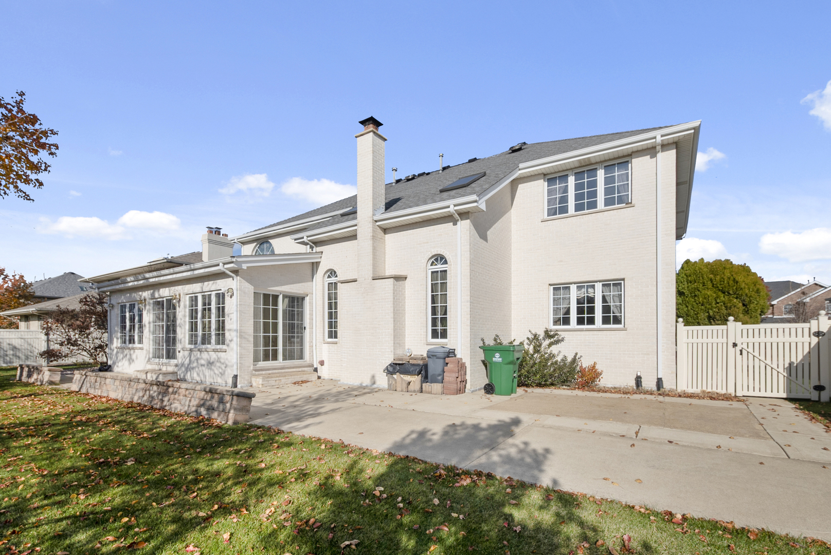 8113 Blarney Road, Tinley Park, IL 60477