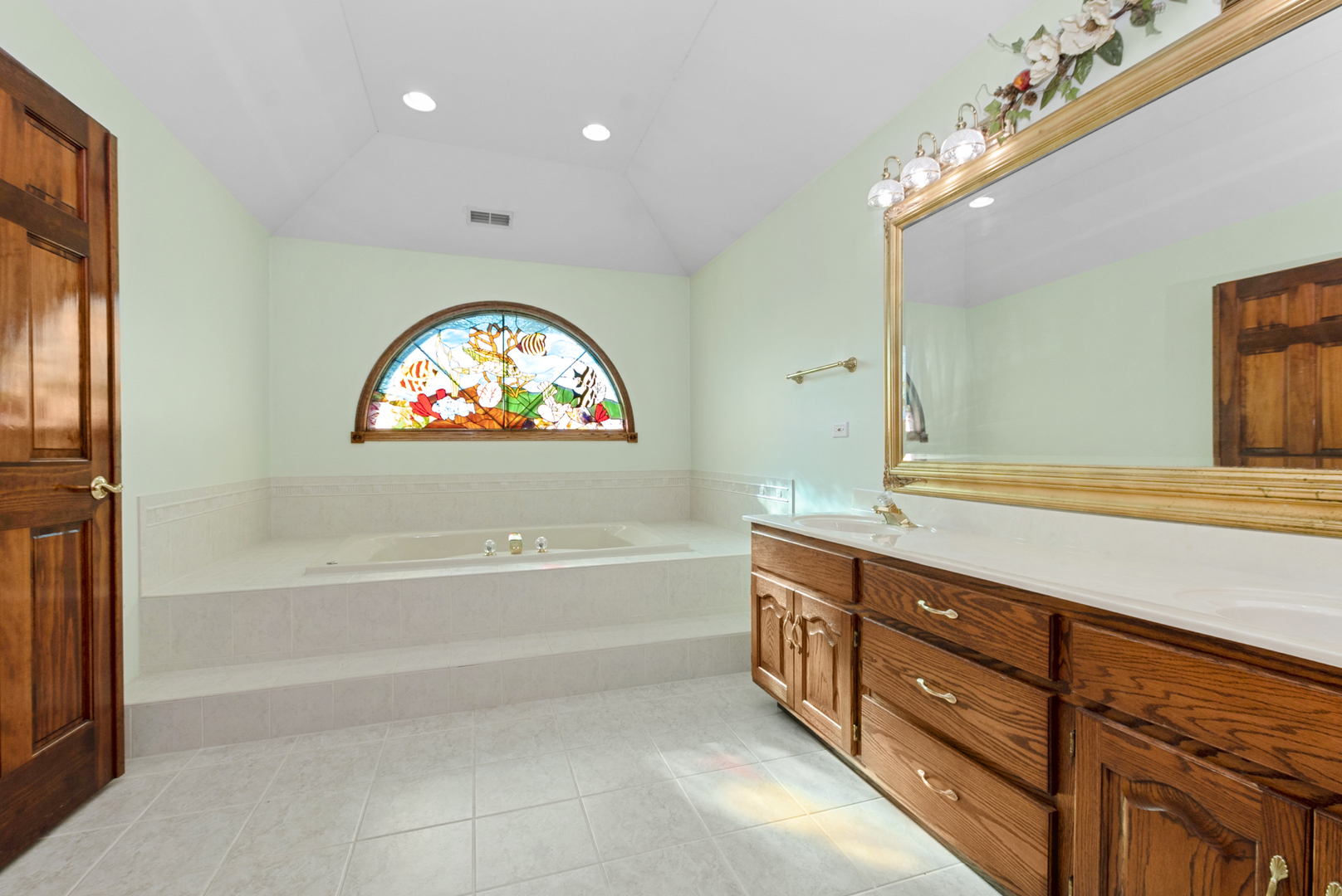 8113 Blarney Road, Tinley Park, IL 60477