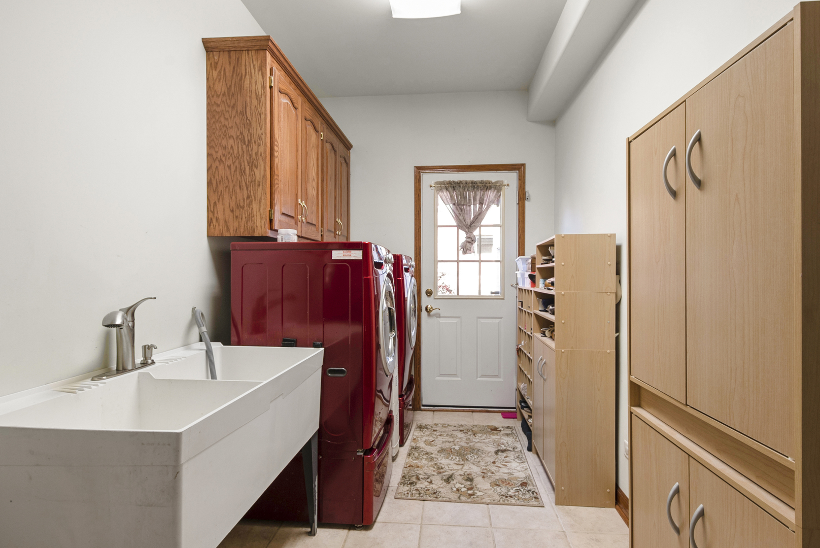 8113 Blarney Road, Tinley Park, IL 60477