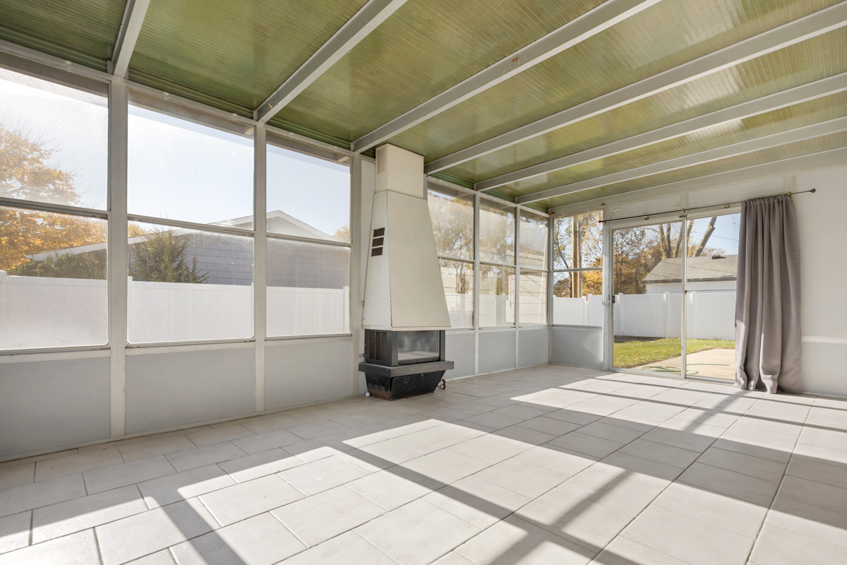 Hoffman Estates, IL 60169