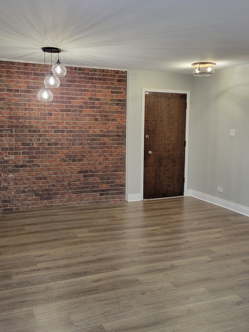 1100 Holbrook Road #H, Homewood, IL 60430