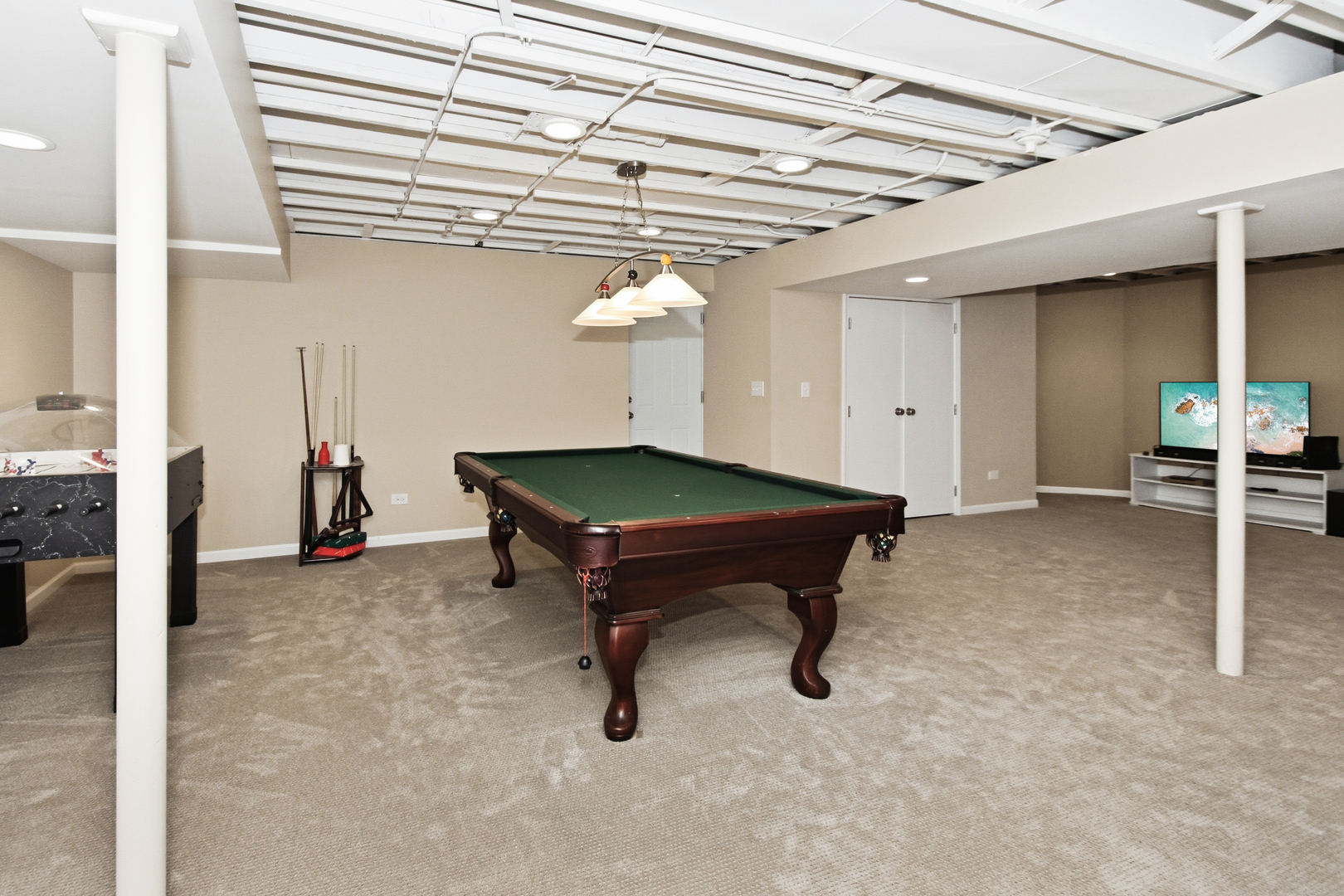 933 Doral Drive, Bartlett, IL 60103