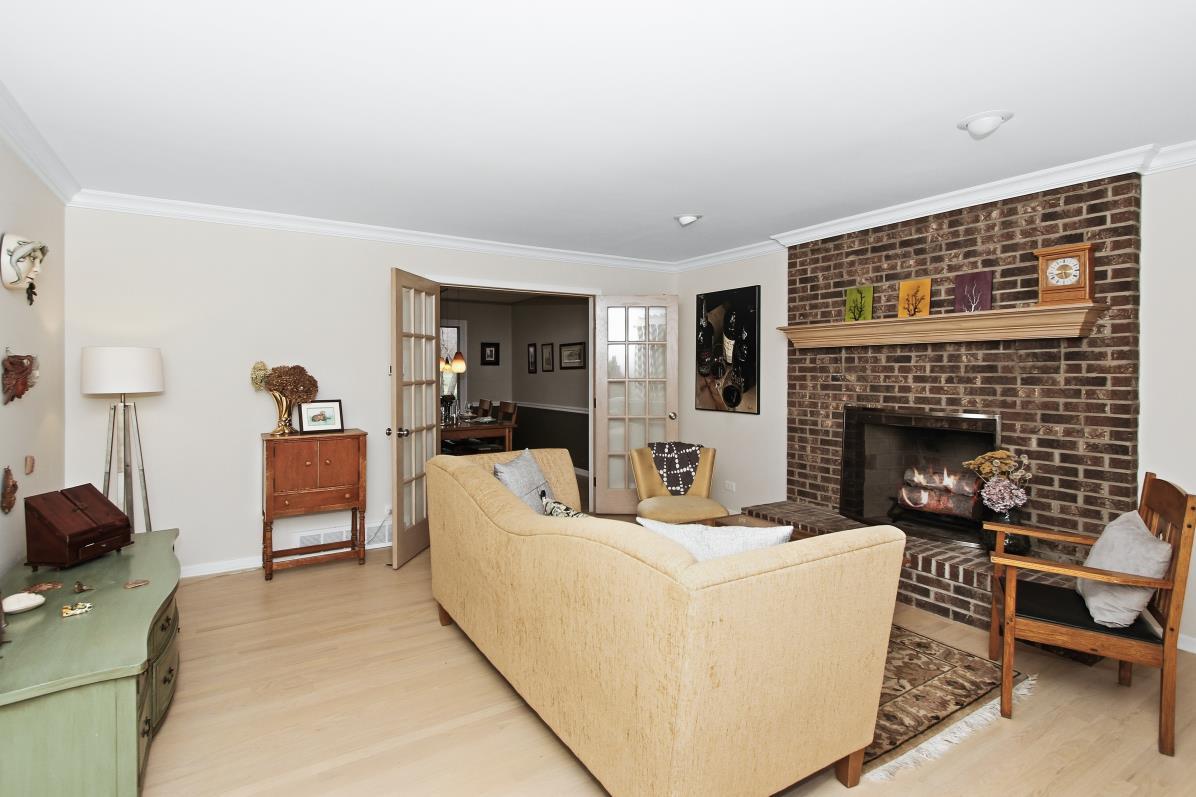 933 Doral Drive, Bartlett, IL 60103