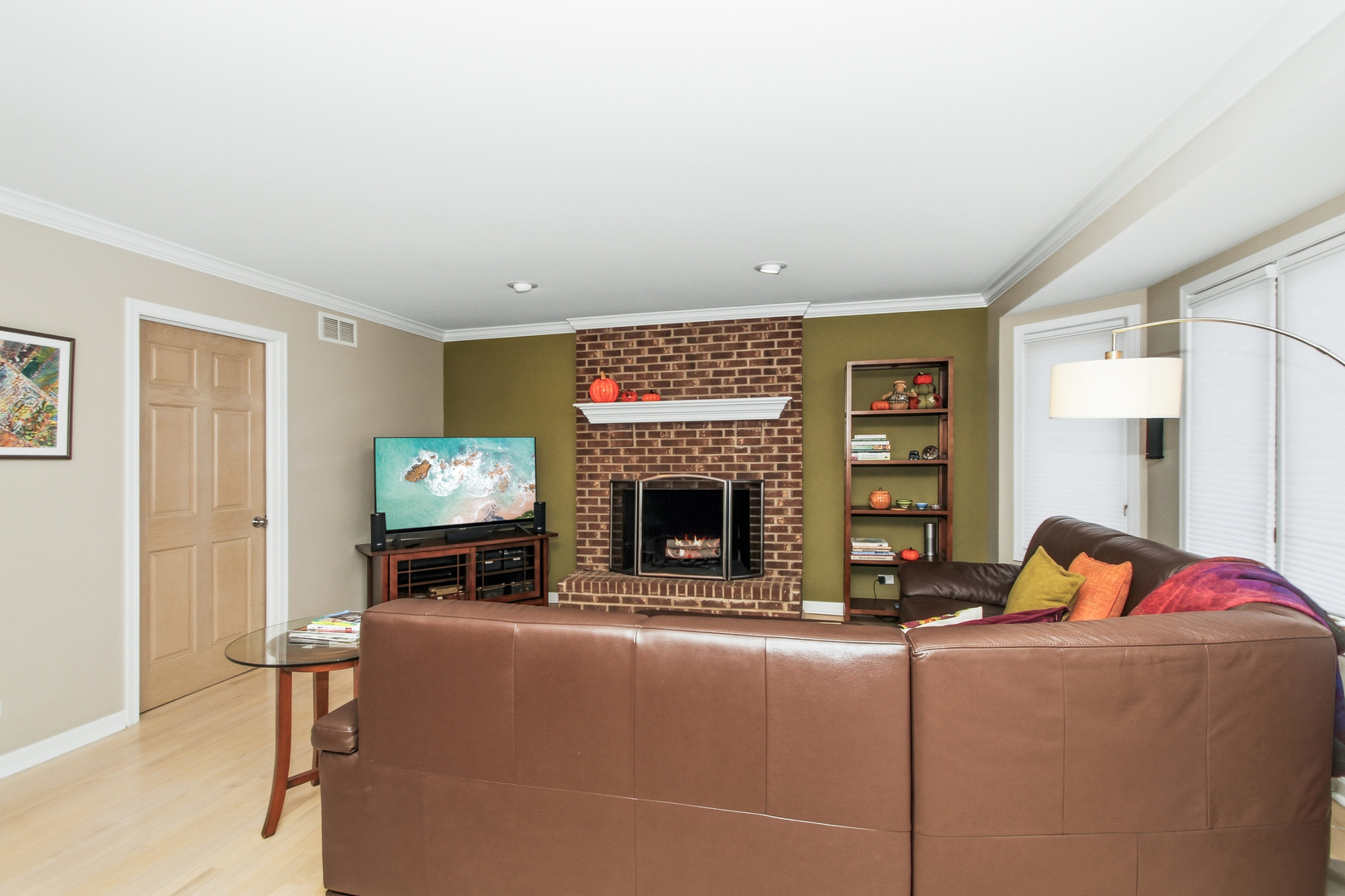 933 Doral Drive, Bartlett, IL 60103