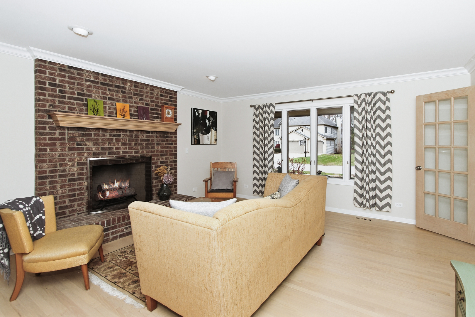 933 Doral Drive, Bartlett, IL 60103