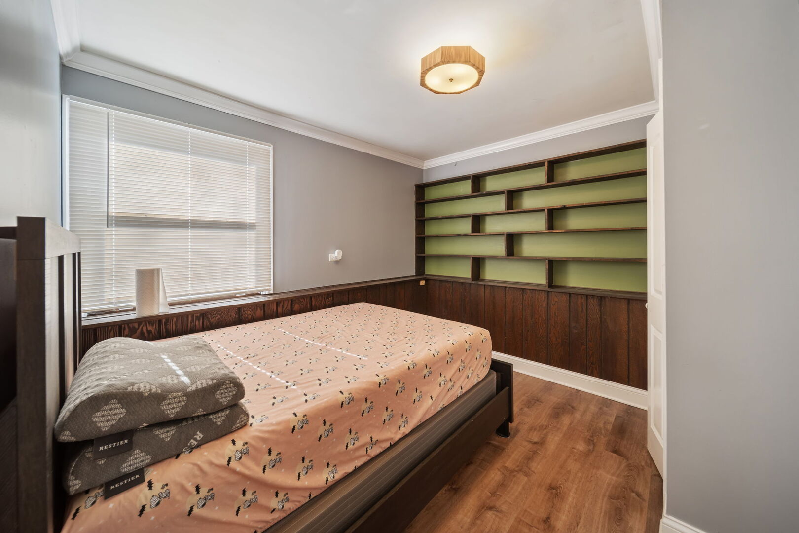 312 Dancing Water Court, Carol Stream, IL 60188