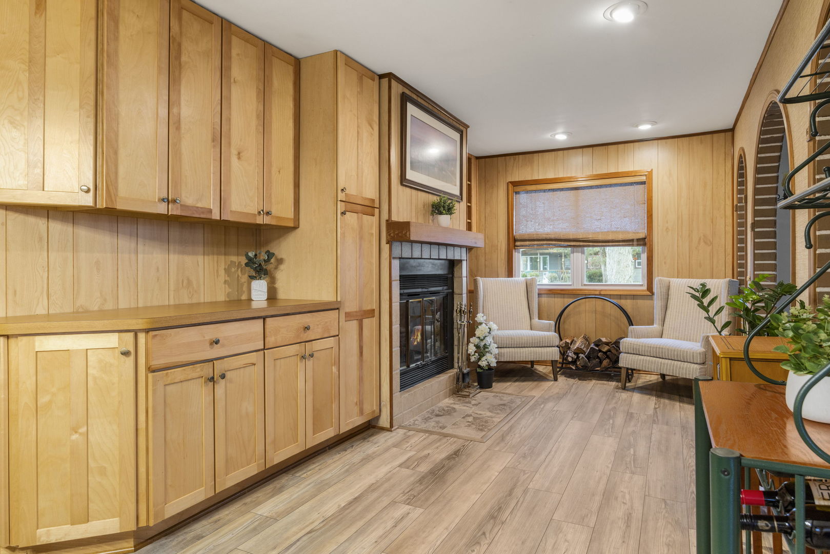 470 Oakwood Road, Wauconda, IL 60084