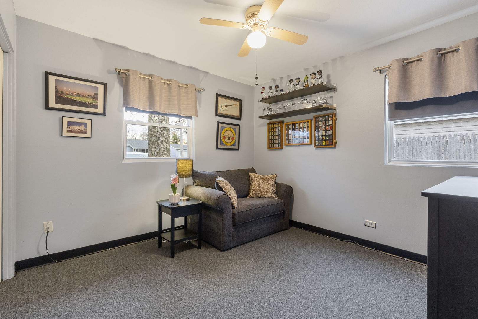 470 Oakwood Road, Wauconda, IL 60084