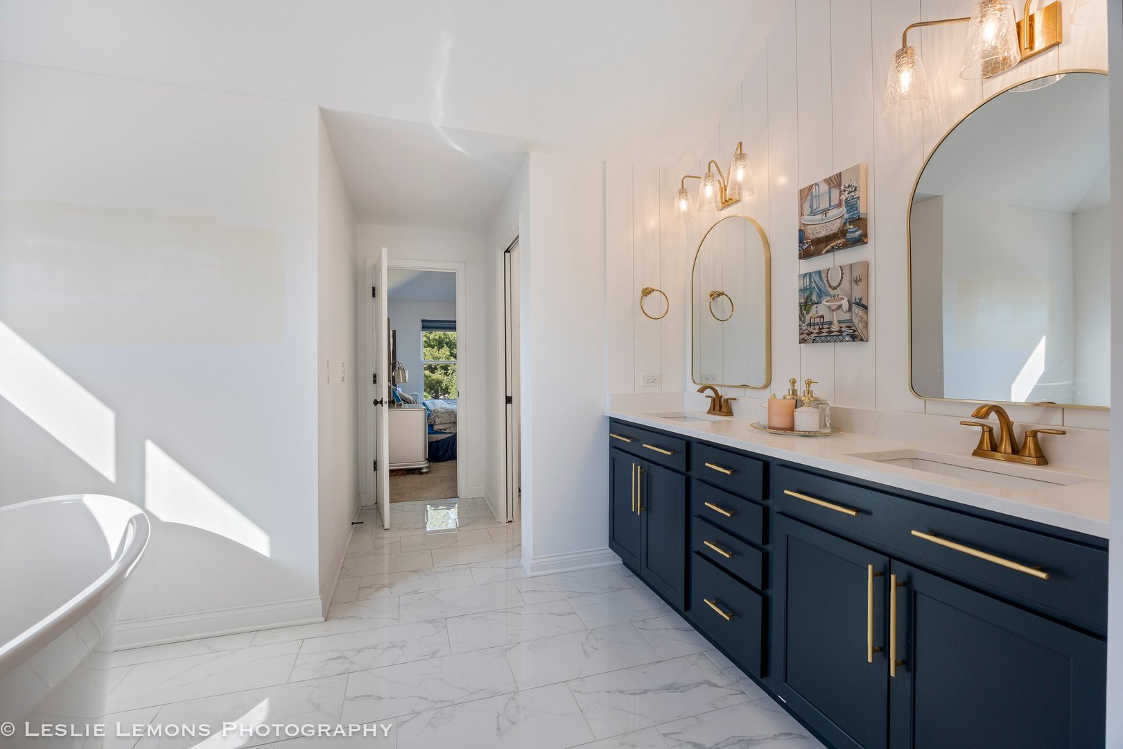 315 White Pines Lane, Oswego, IL 60543