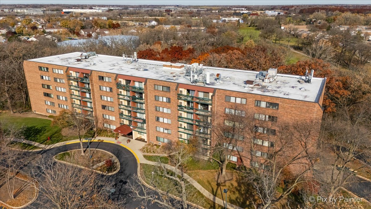 1840 HUNTINGTON Boulevard #BW608, Hoffman Estates, IL 60169