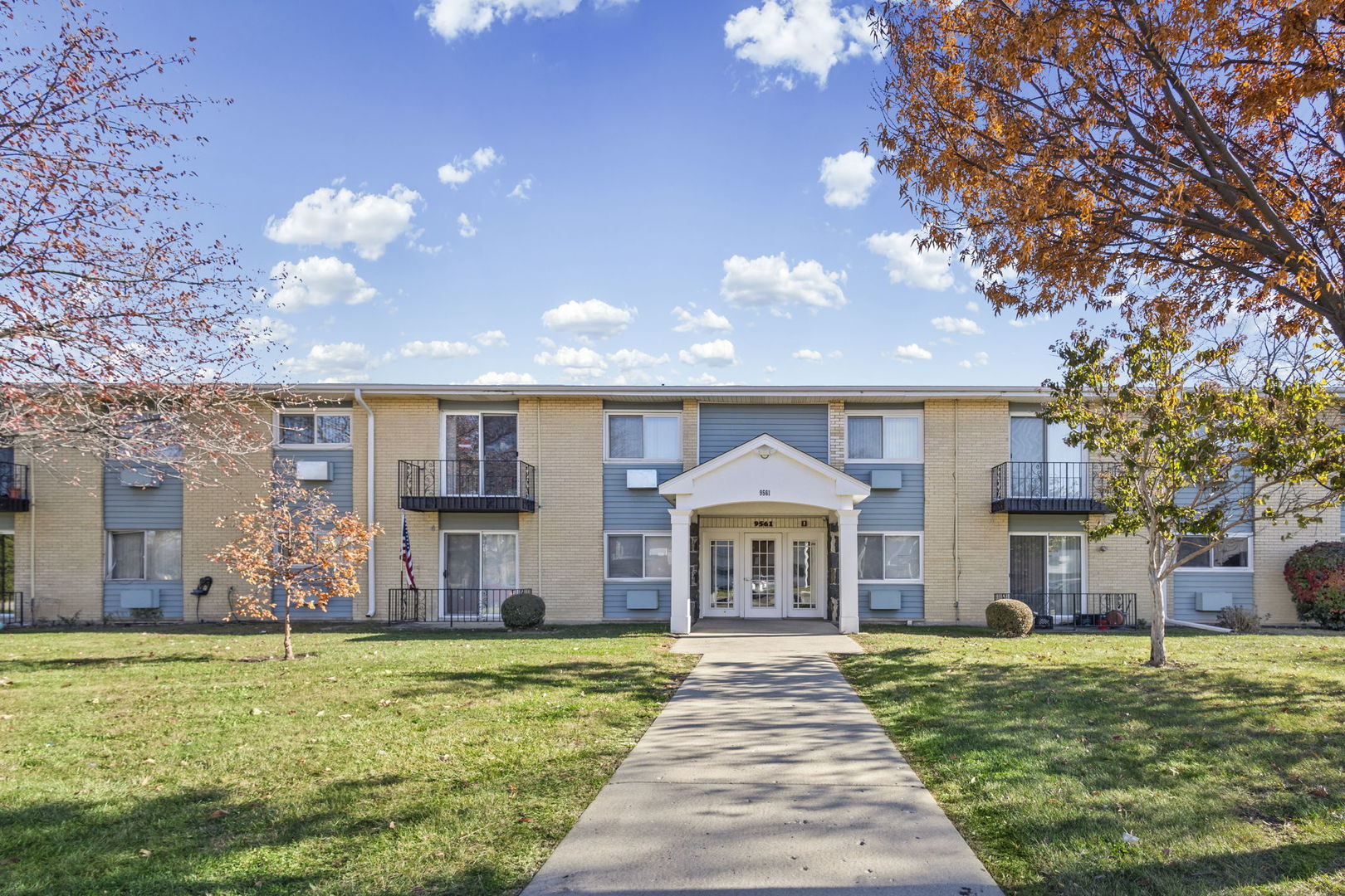 9561 Dee Road #1D, Des Plaines, IL 60016