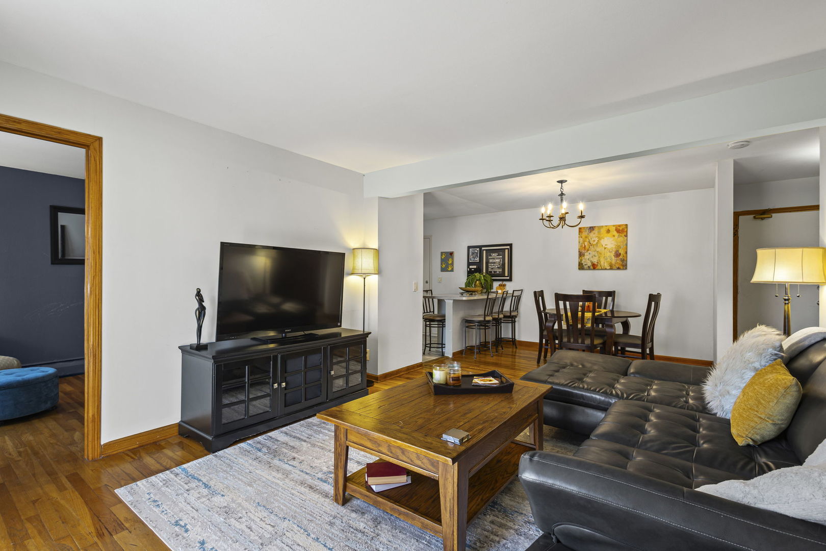 9561 Dee Road #1D, Des Plaines, IL 60016