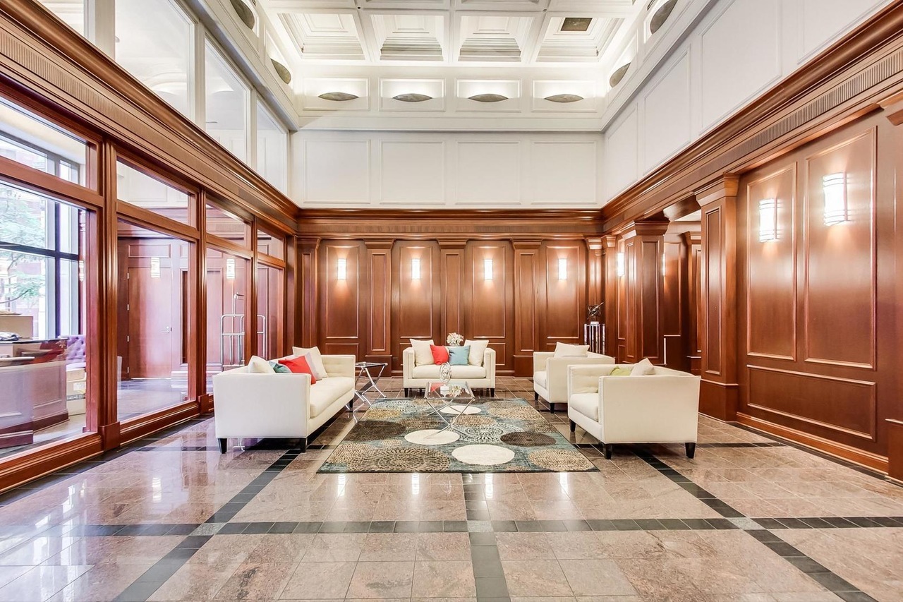 212 W Washington Street #1401, Chicago, IL 60606