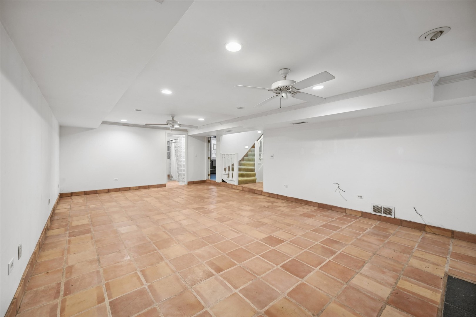 220 Maplewood Road, Riverside, IL 60546