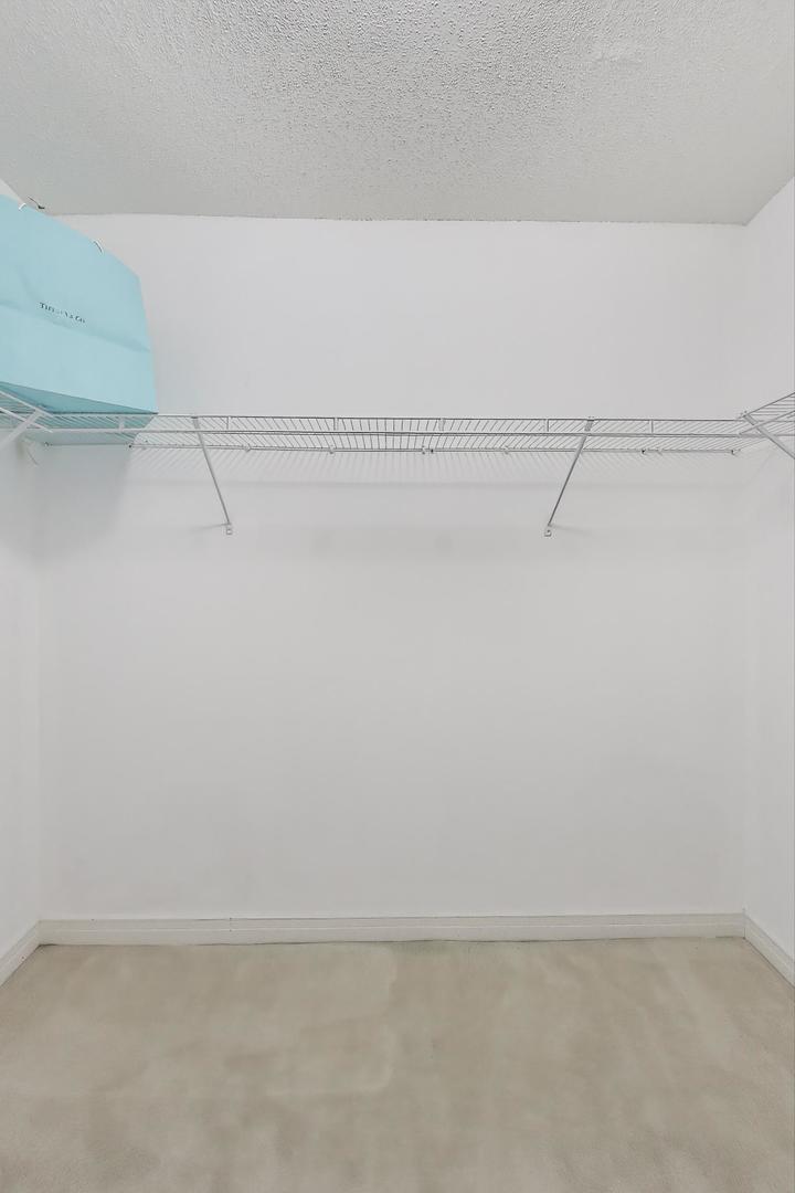 512 N McClurg Court #1704, Chicago, IL 60611