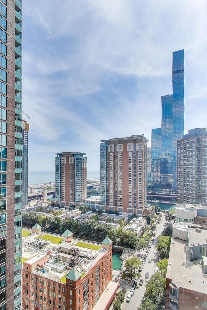 512 N McClurg Court #1704, Chicago, IL 60611