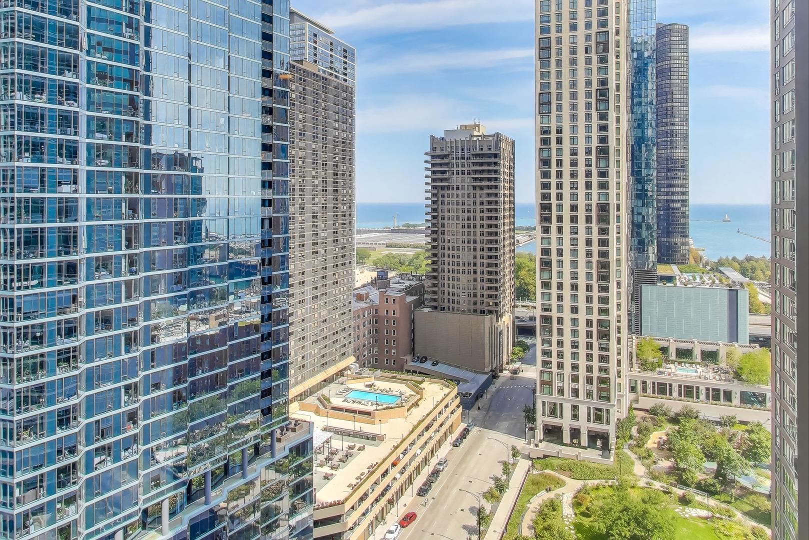 512 N McClurg Court #1704, Chicago, IL 60611