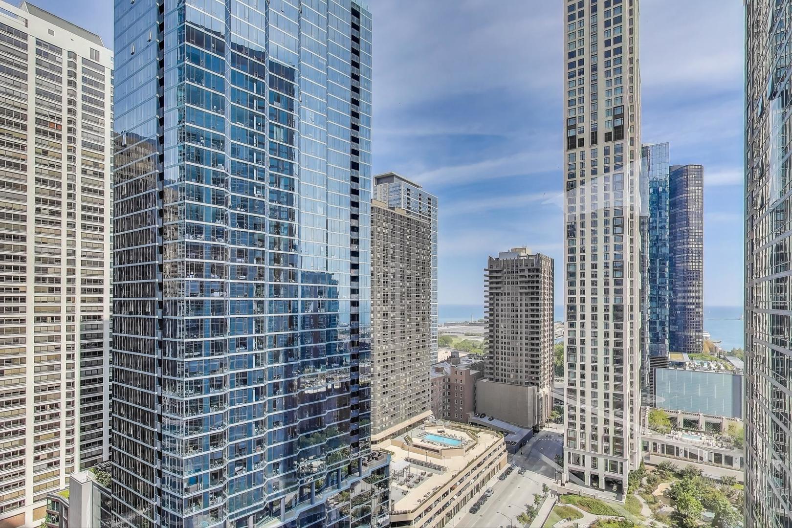 512 N McClurg Court #1704, Chicago, IL 60611