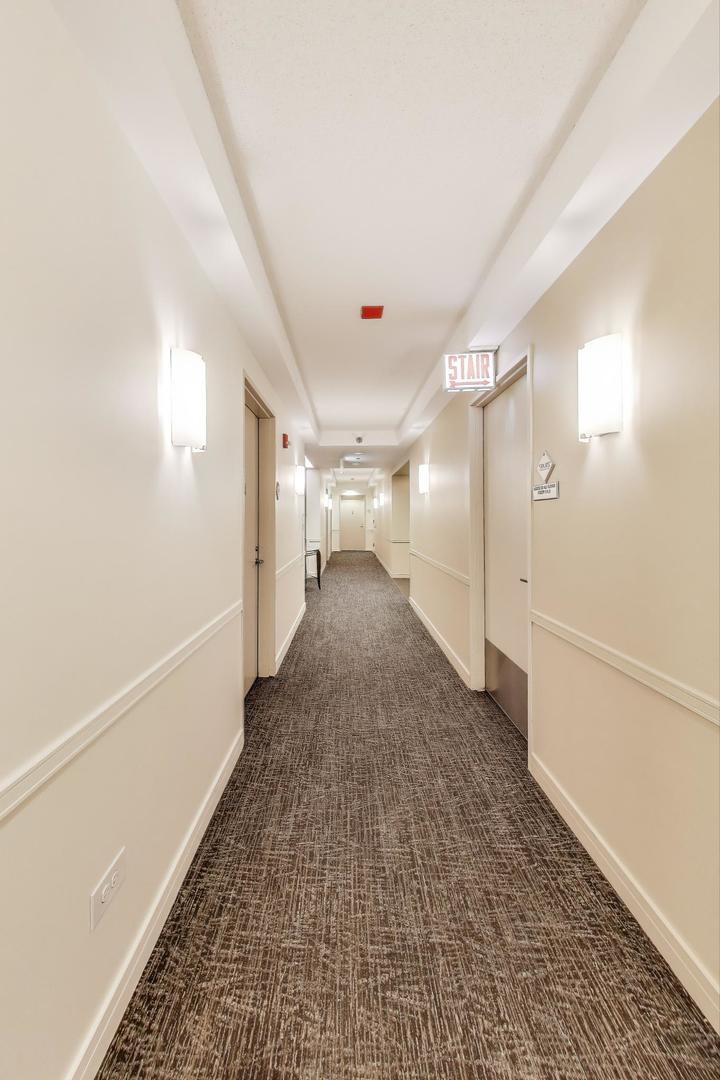 512 N McClurg Court #1704, Chicago, IL 60611