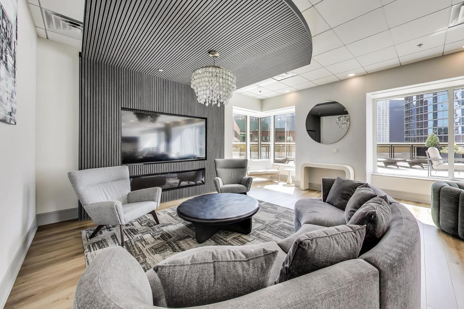 512 N McClurg Court #1704, Chicago, IL 60611