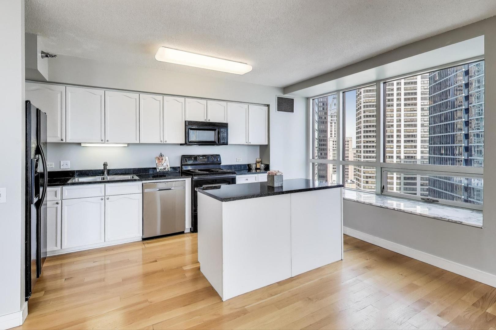 512 N McClurg Court #1704, Chicago, IL 60611
