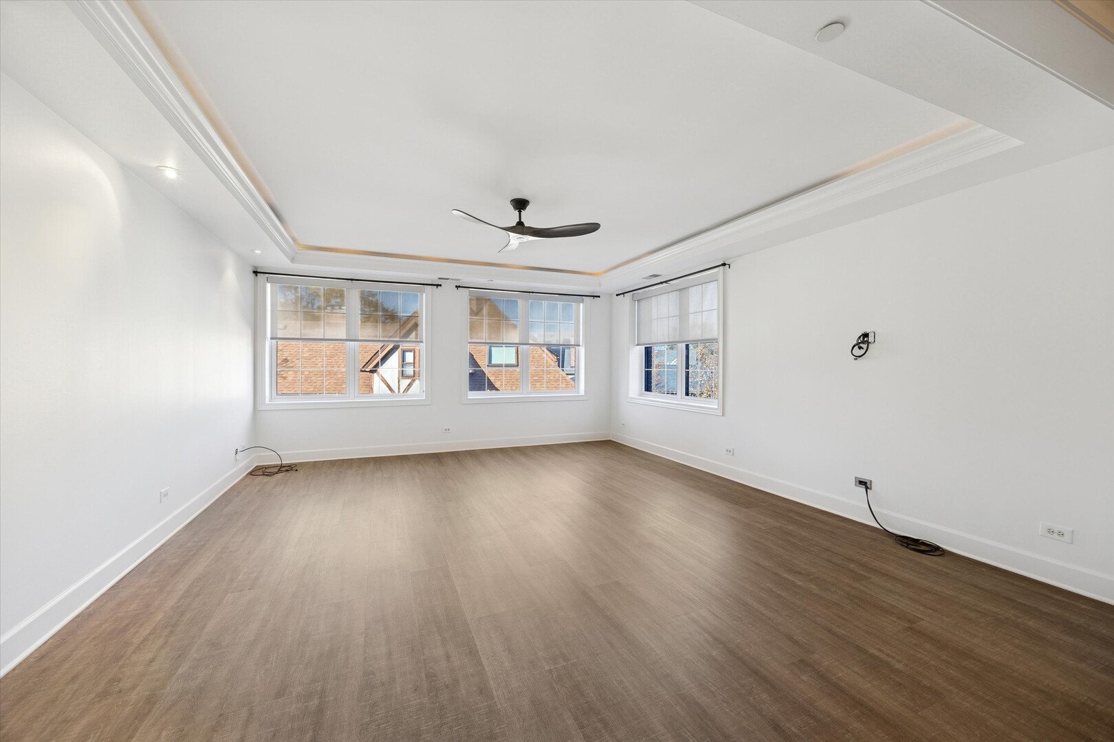 10 E Burlington Street #3C, Riverside, IL 60546