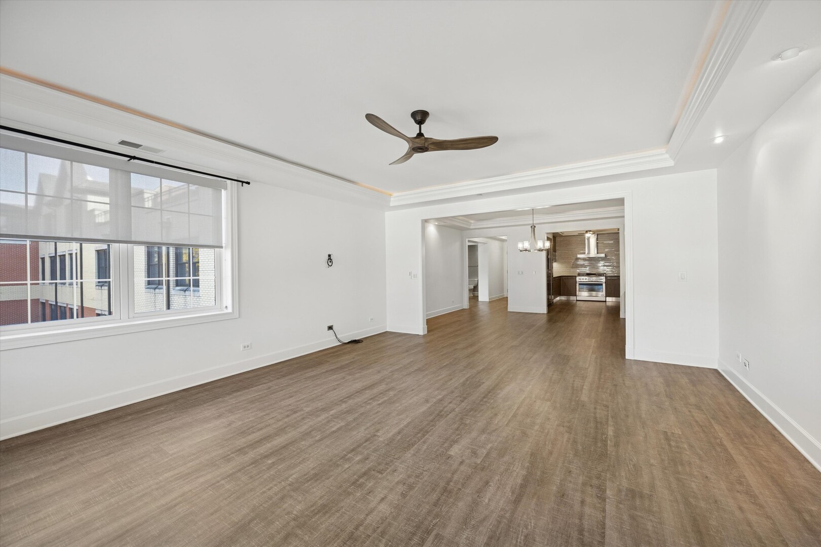 10 E Burlington Street #3C, Riverside, IL 60546