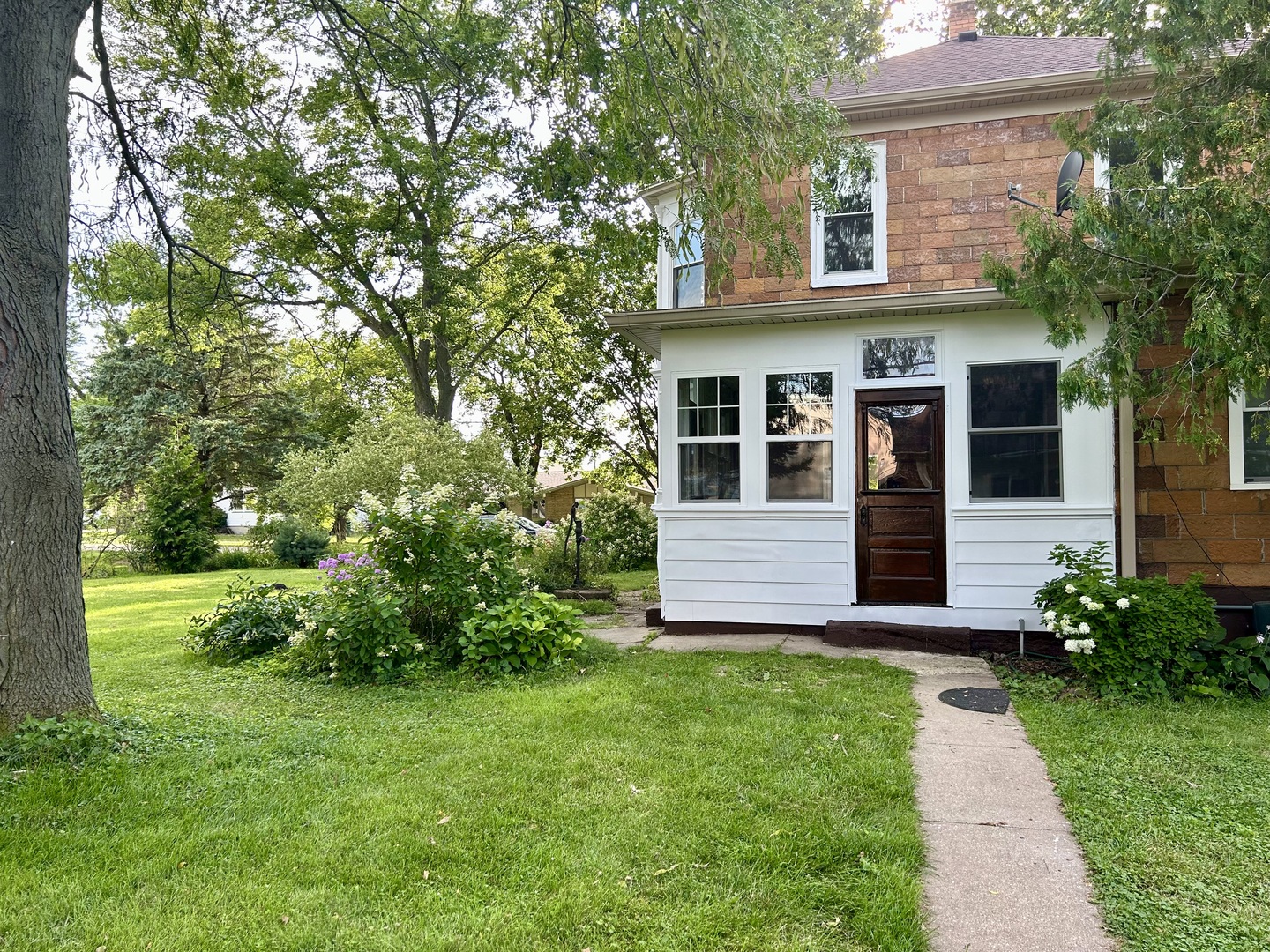 109 S Bureau Avenue, Ladd, IL 61329