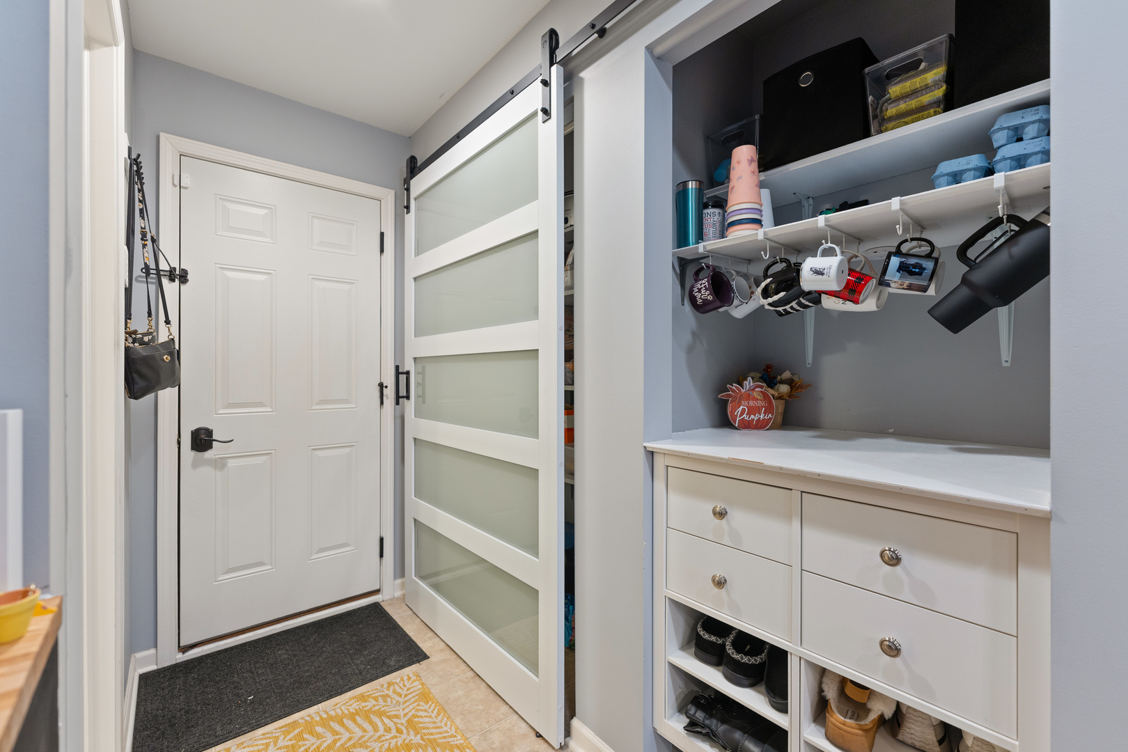 586 Vine Street, Hampshire, IL 60140