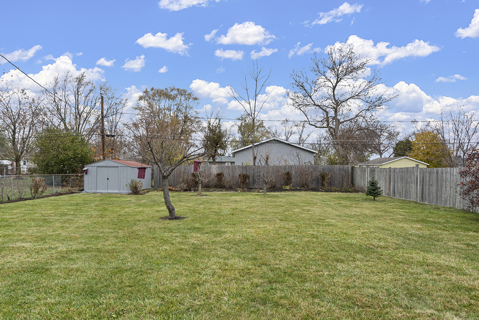 18596 W Karen Lane, Gurnee, IL 60031