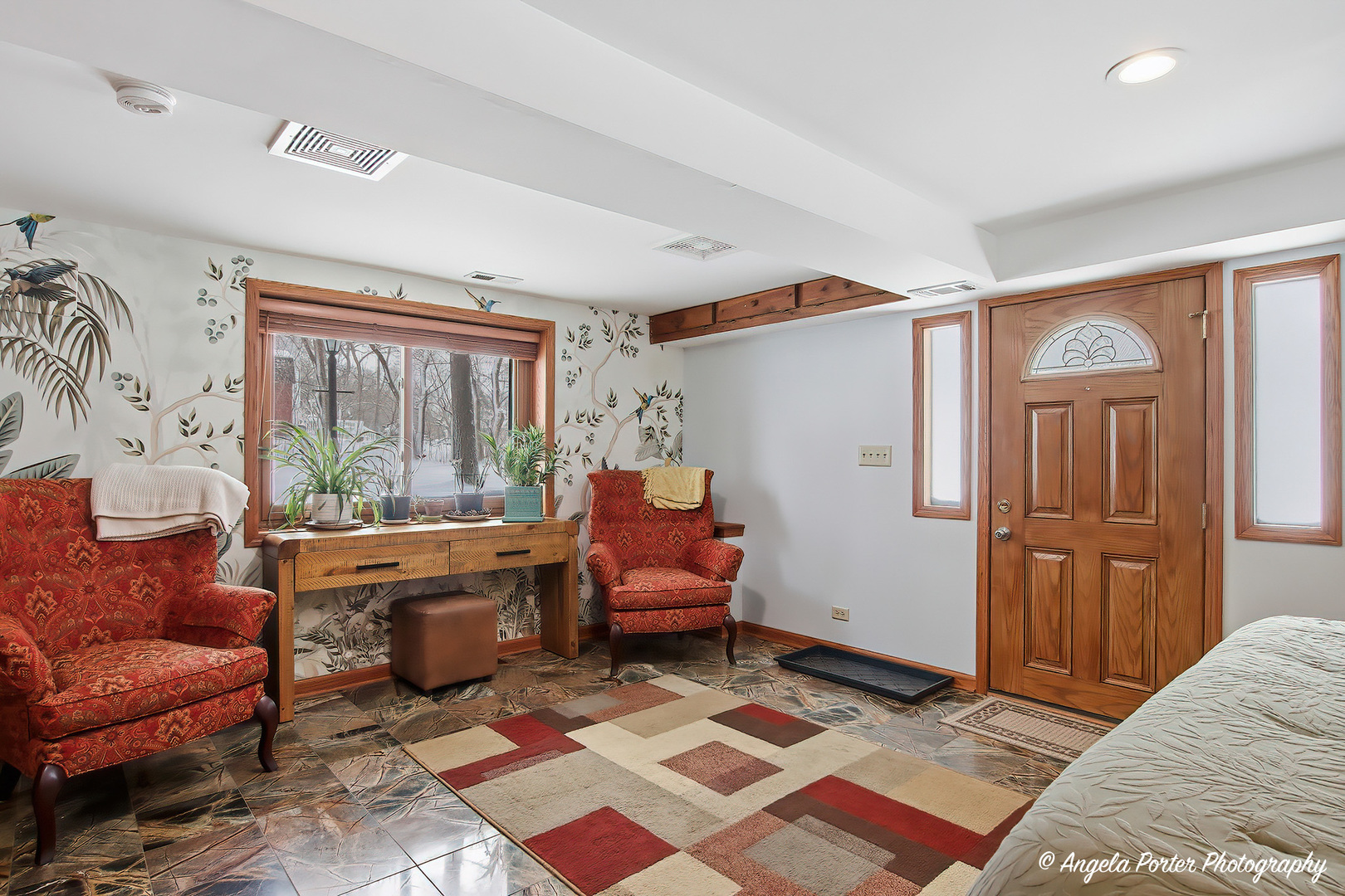 22665 W DEPOT Street, Antioch, IL 60002