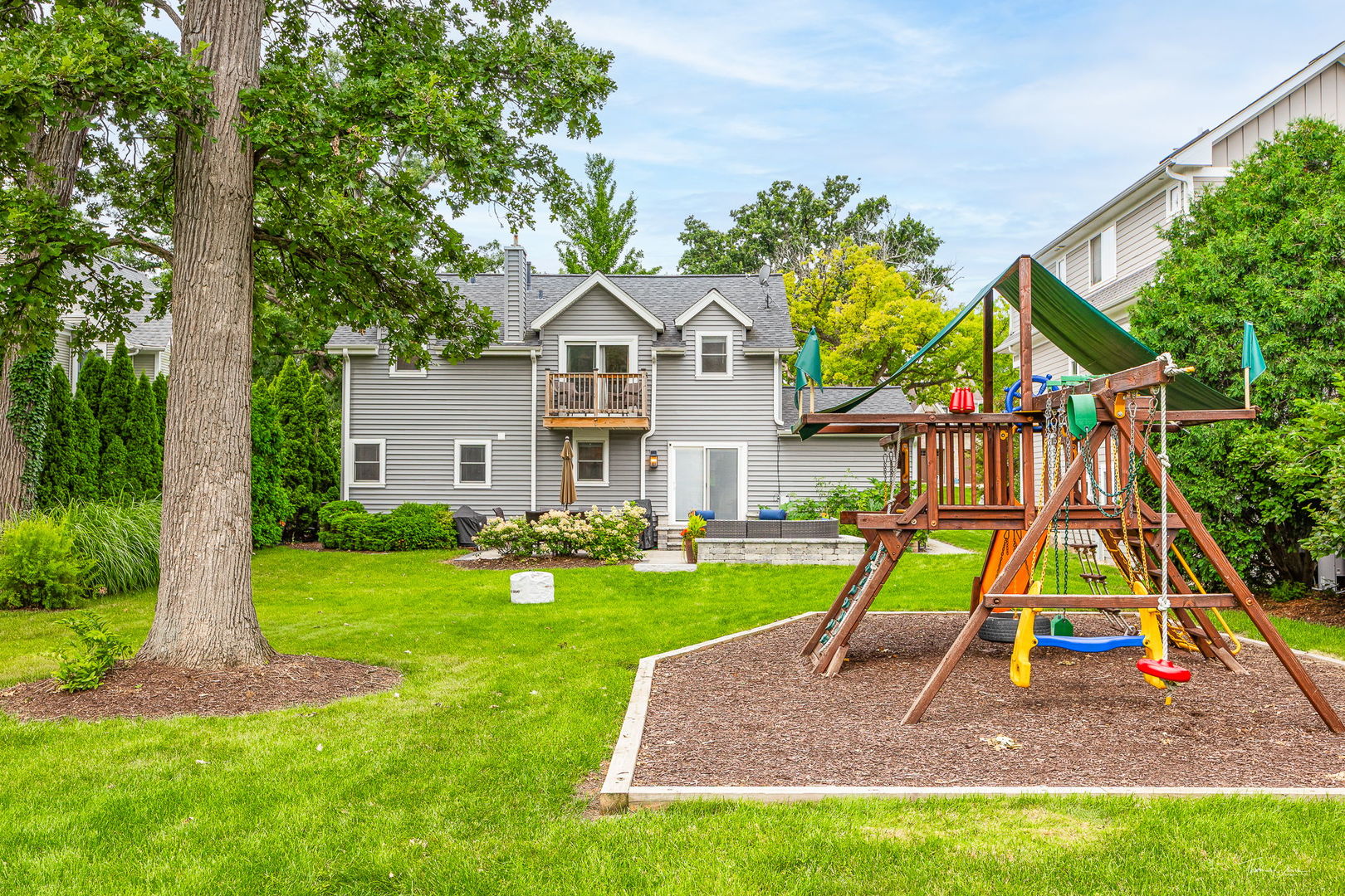 4939 Lee Avenue, Downers Grove, IL 60515