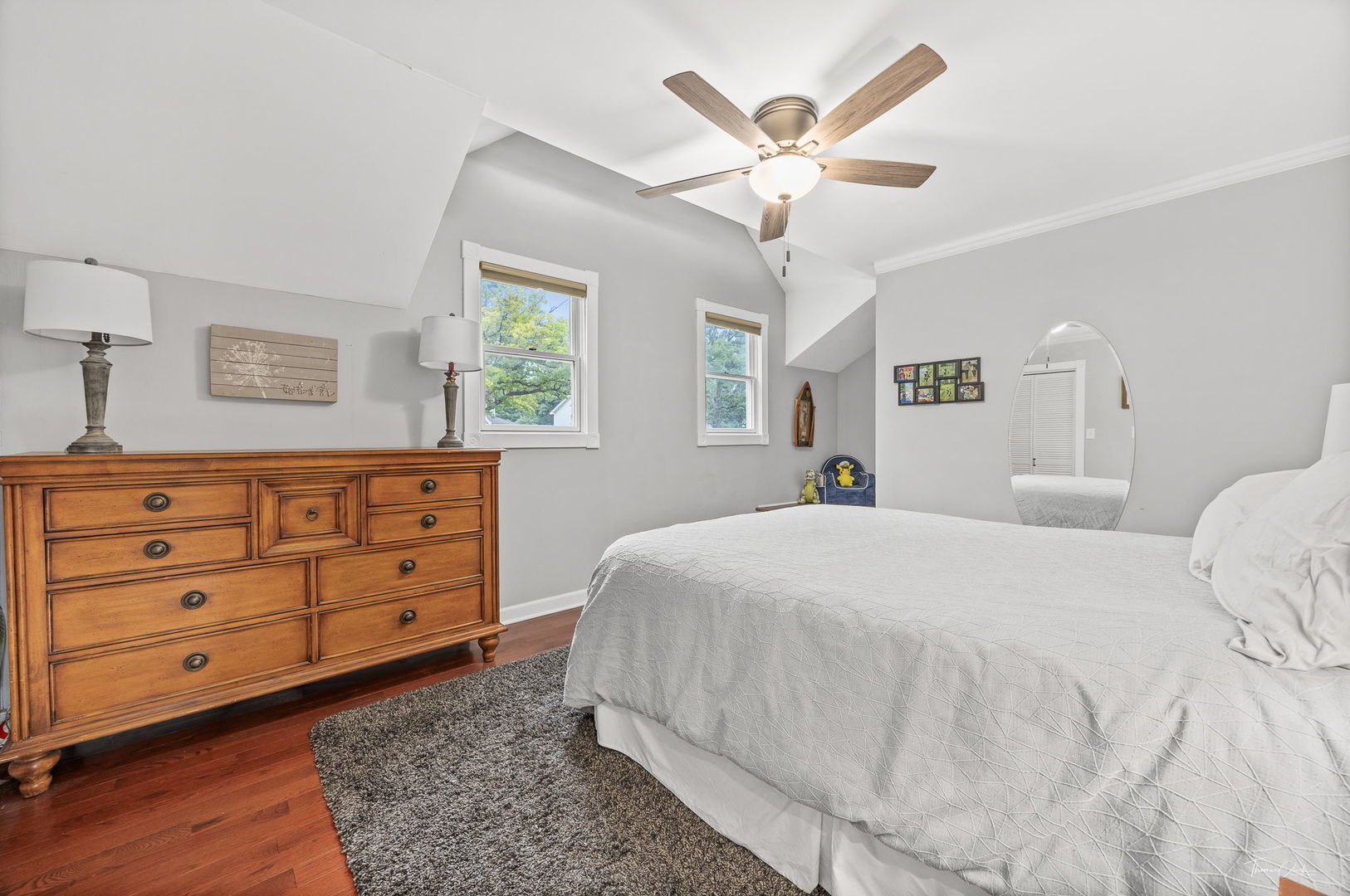 4939 Lee Avenue, Downers Grove, IL 60515