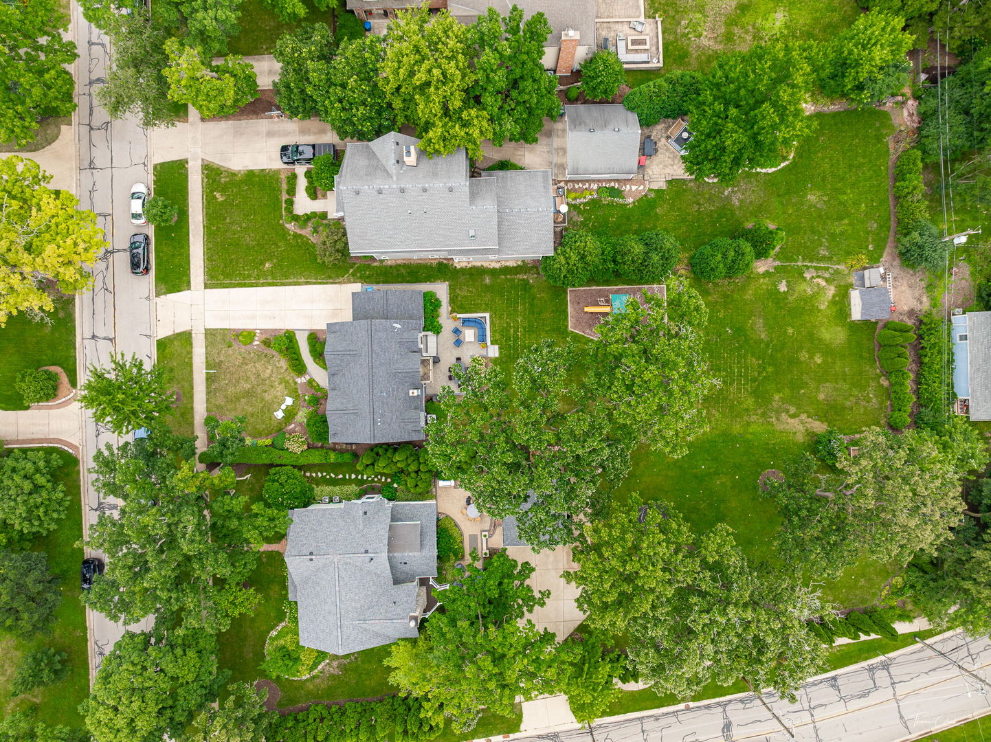 4939 Lee Avenue, Downers Grove, IL 60515