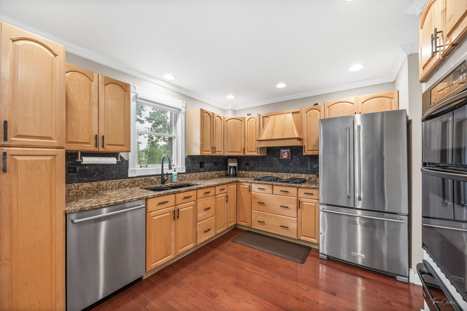 4939 Lee Avenue, Downers Grove, IL 60515