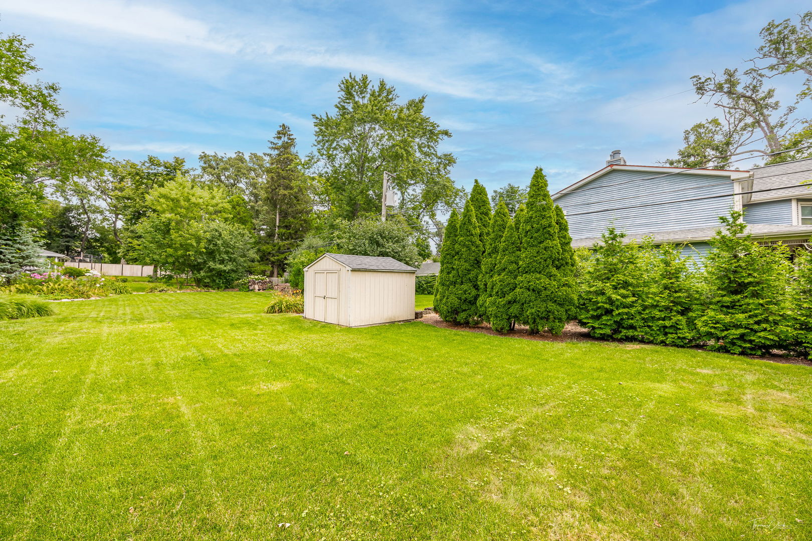 4939 Lee Avenue, Downers Grove, IL 60515