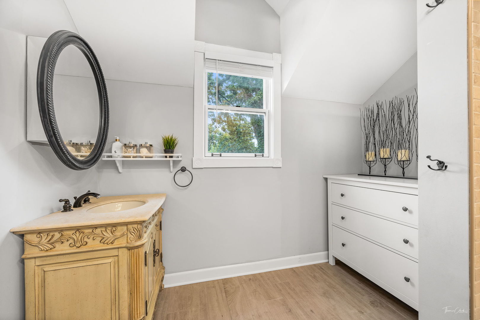 4939 Lee Avenue, Downers Grove, IL 60515