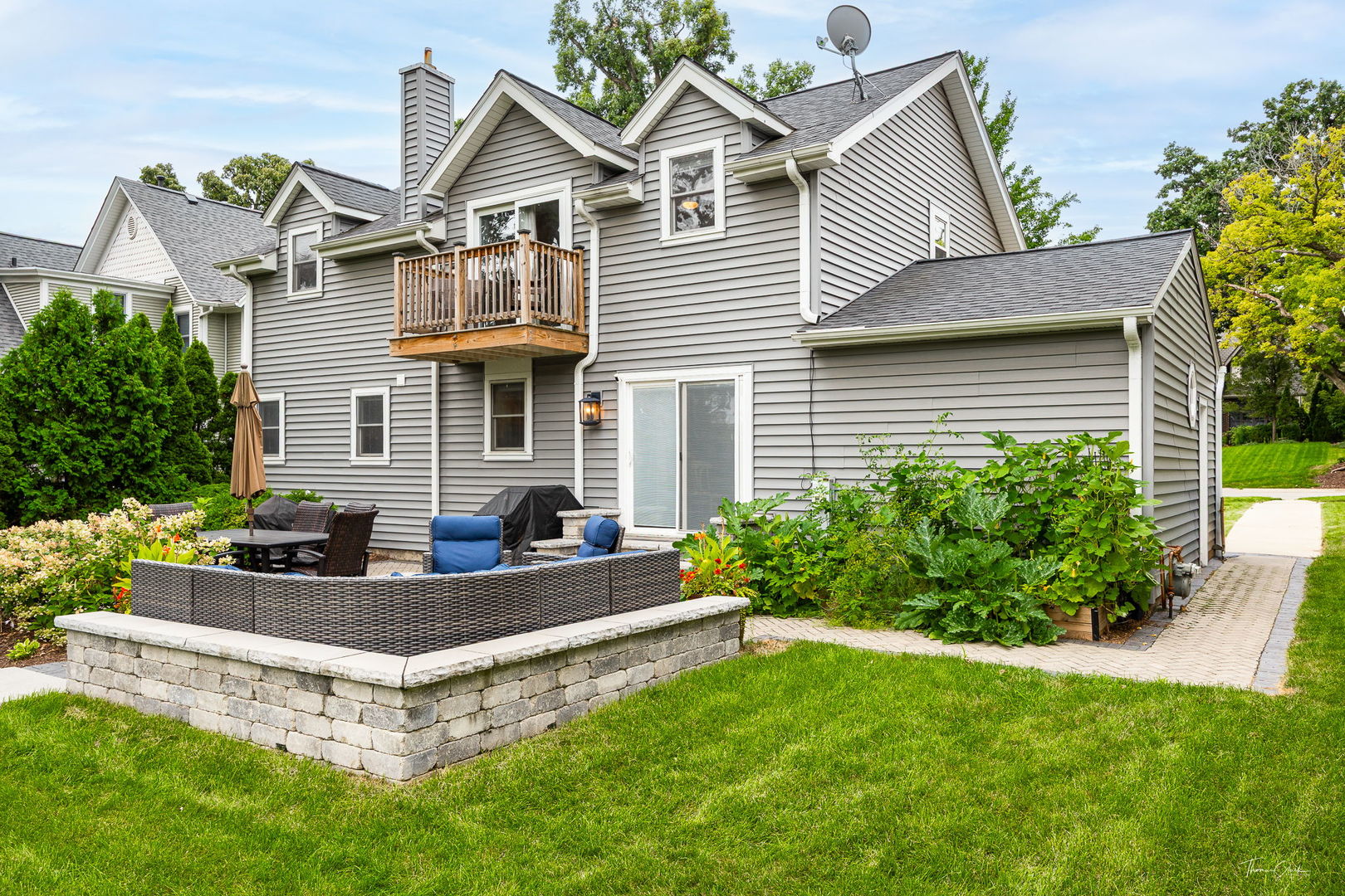 4939 Lee Avenue, Downers Grove, IL 60515