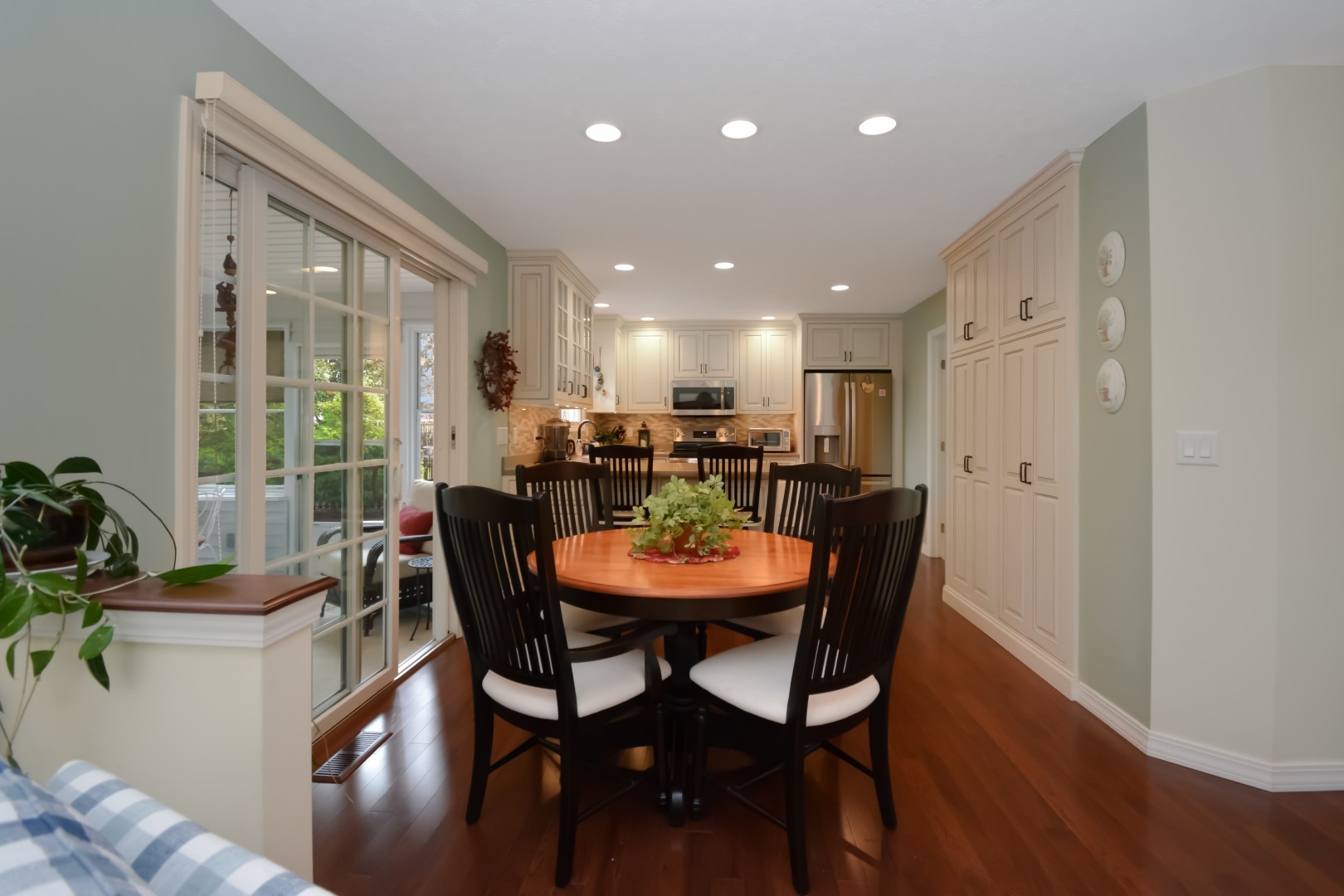 35 Greythorne Circle, Bloomington, IL 61704