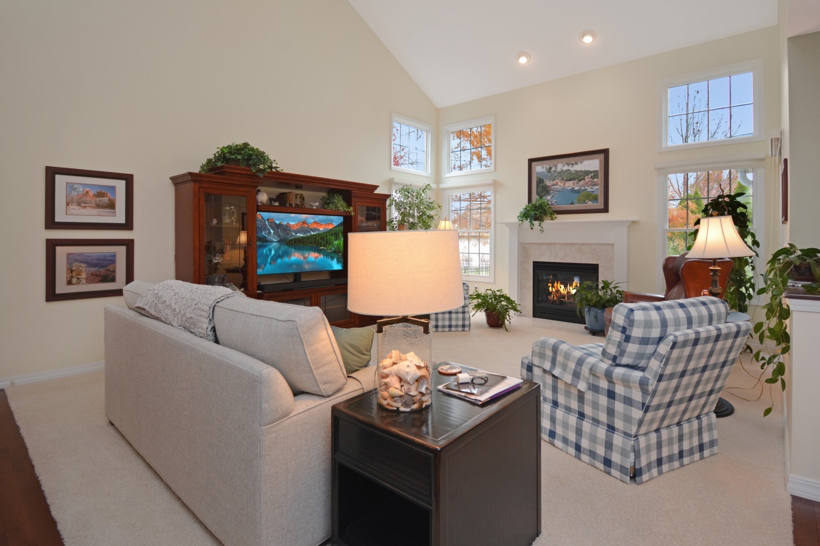 35 Greythorne Circle, Bloomington, IL 61704