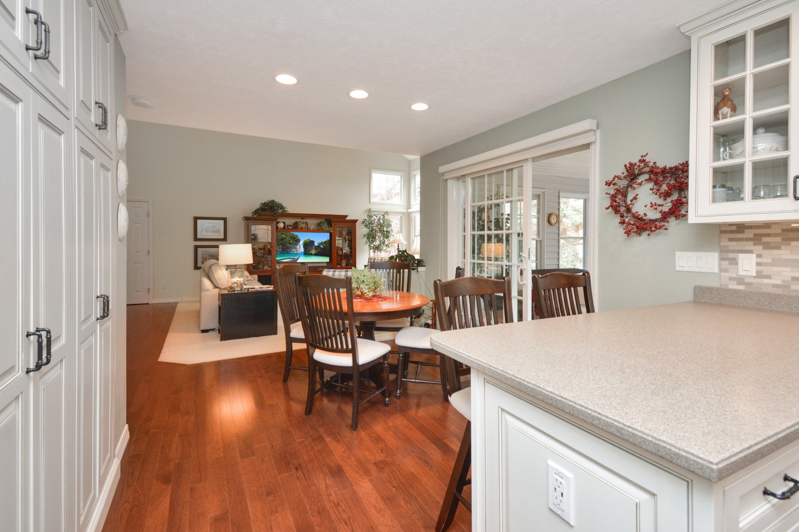 35 Greythorne Circle, Bloomington, IL 61704