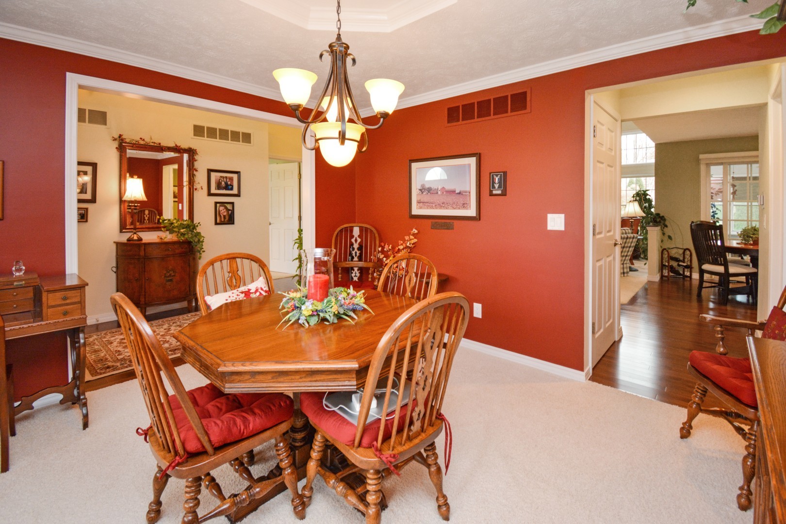 35 Greythorne Circle, Bloomington, IL 61704