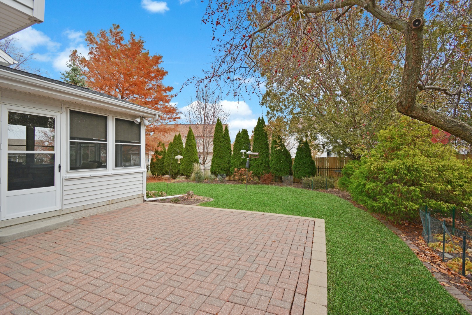 35 Greythorne Circle, Bloomington, IL 61704