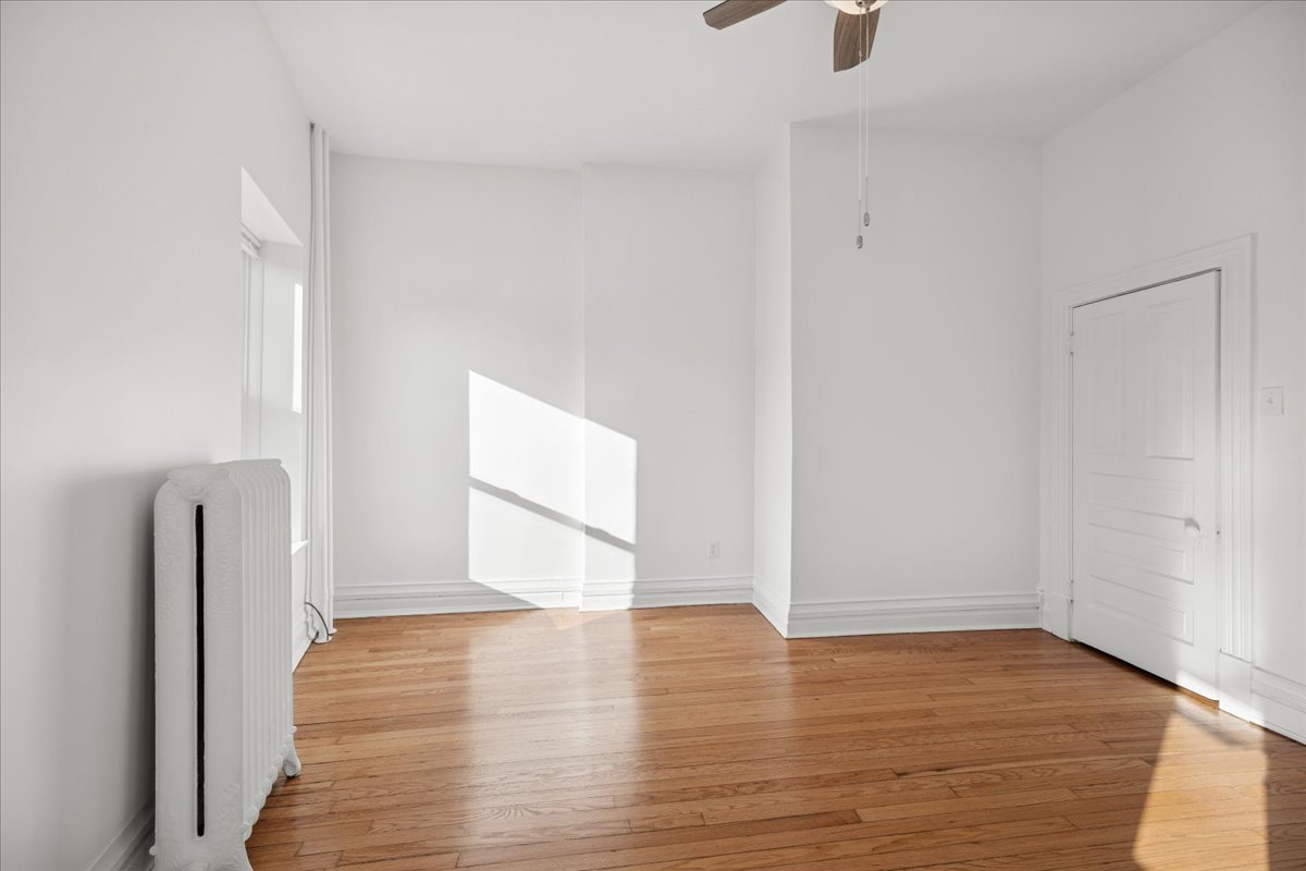 3 E Quincy Street #2, Riverside, IL 60546