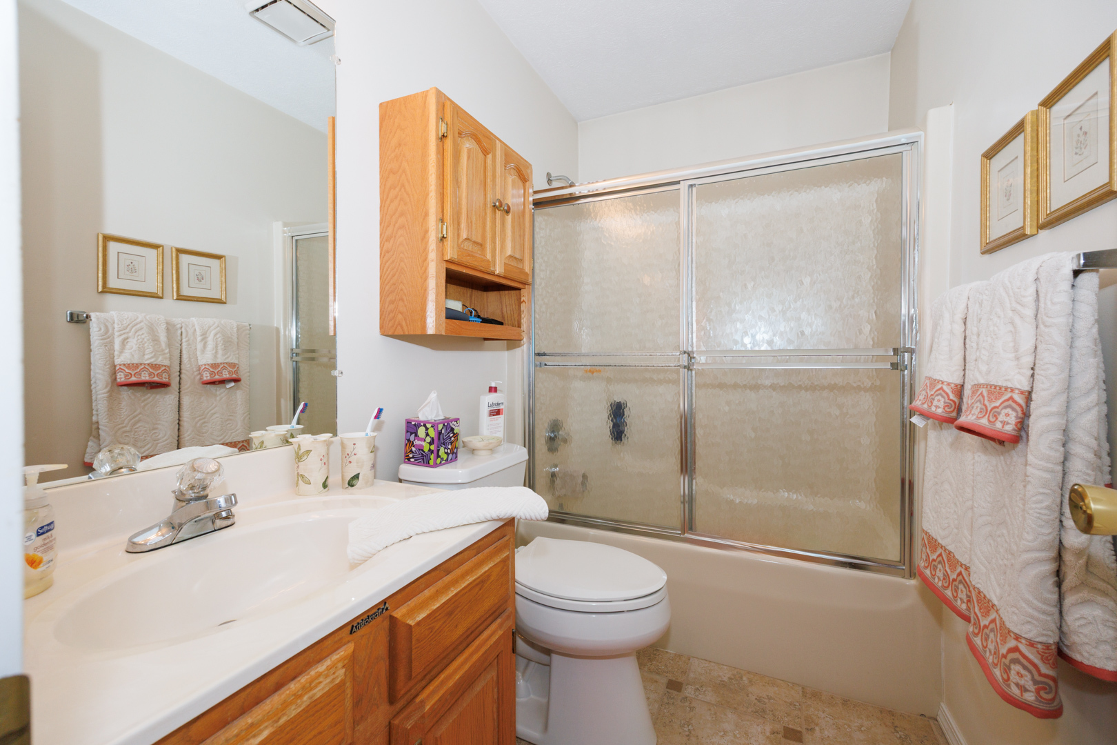 17 Downing Circle, Bloomington, IL 61704