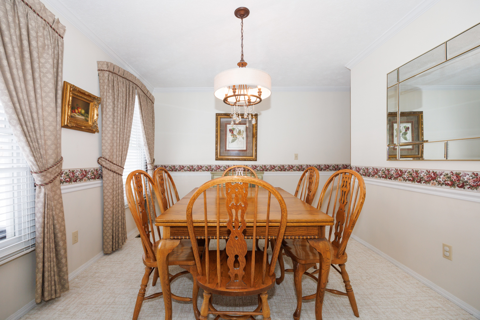 17 Downing Circle, Bloomington, IL 61704