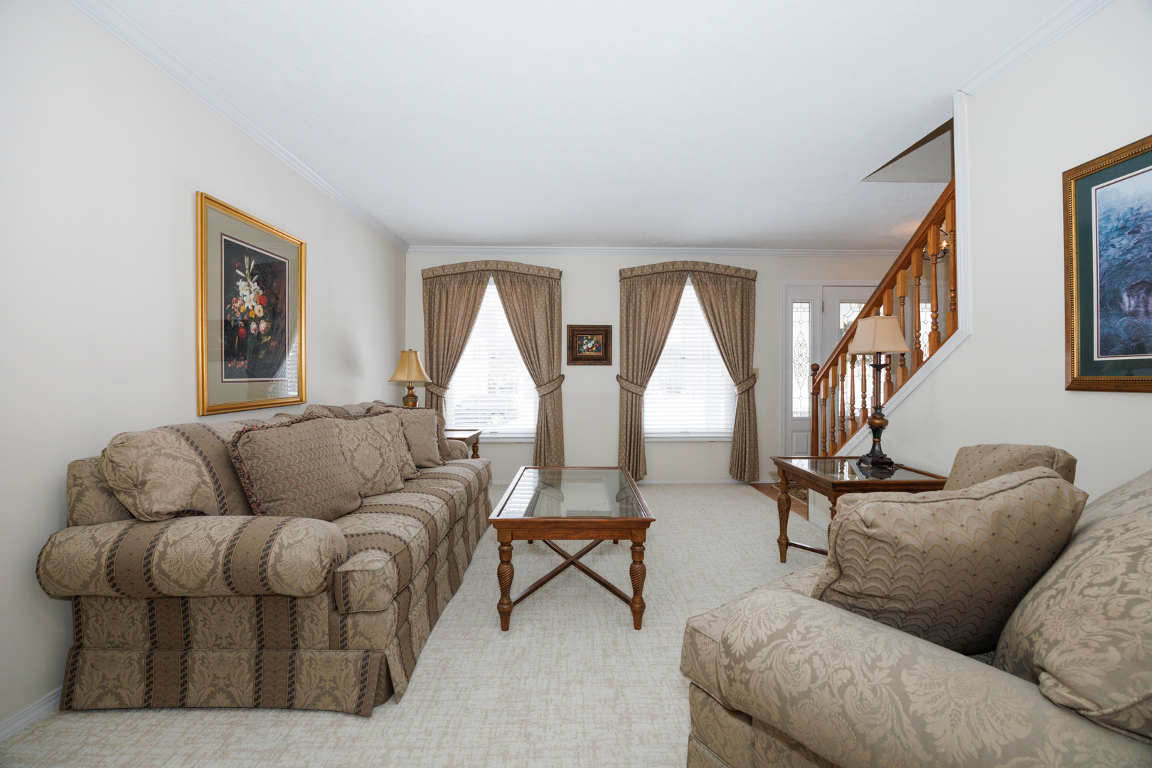 17 Downing Circle, Bloomington, IL 61704