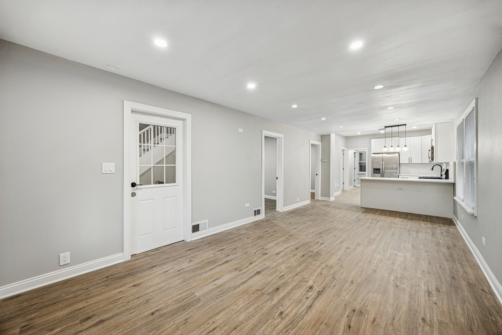 5533 W 63rd Place, Chicago, IL 60638