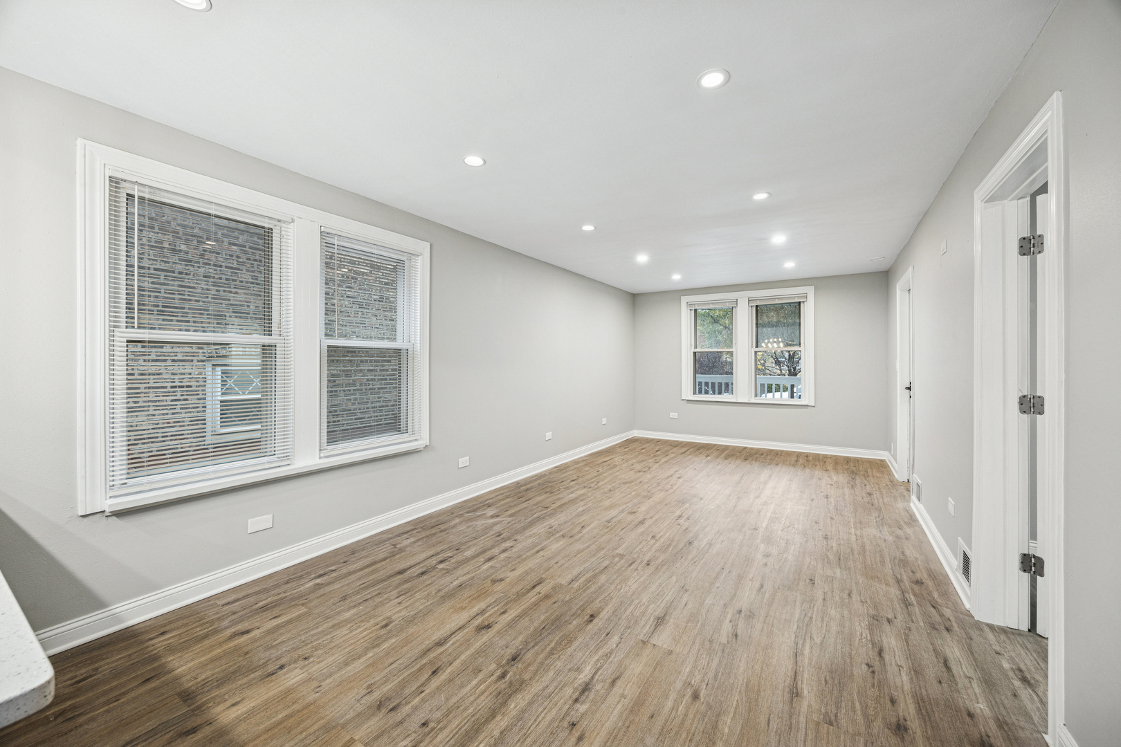 5533 W 63rd Place, Chicago, IL 60638