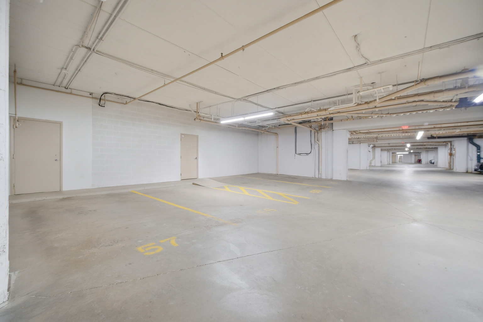 799 Graceland Avenue #404A, Des Plaines, IL 60016